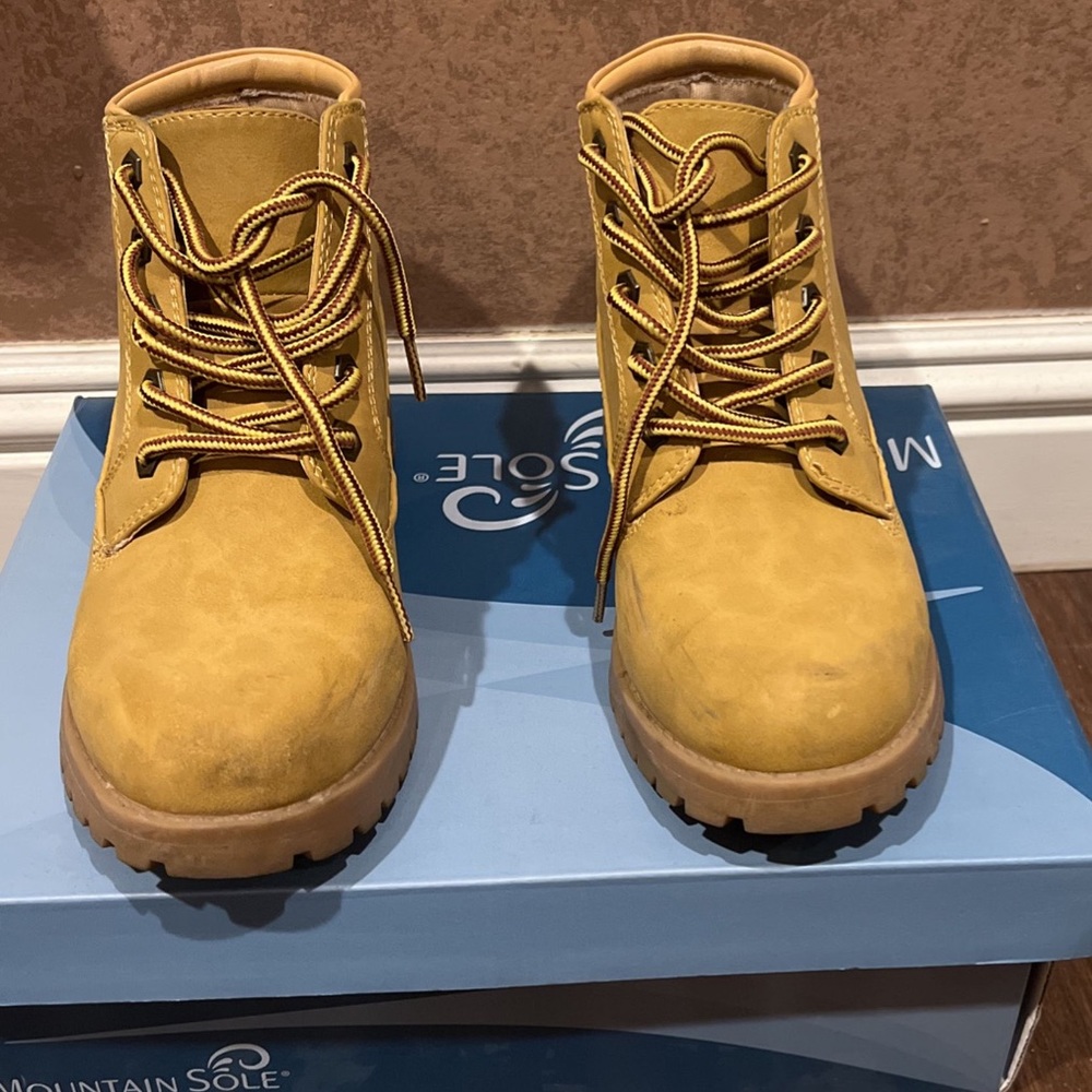 boots